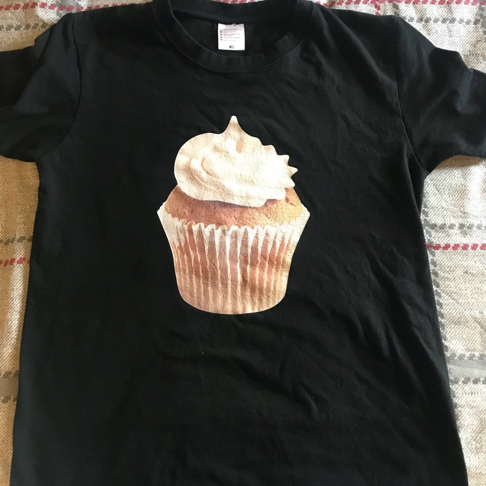 Women's t shirt